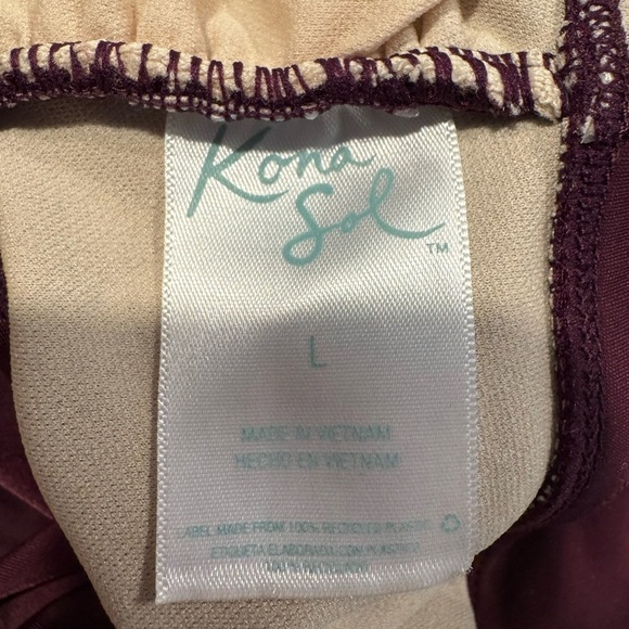 Kona Sol Eggplant Scalloped Detail One-Piece Swimsuit Size Large - Picture 6 of 7